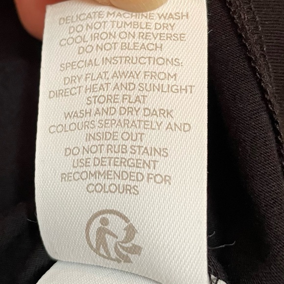 Boden black tee with long bell sleeves and small cut out detail size 16 - Picture 6 of 10